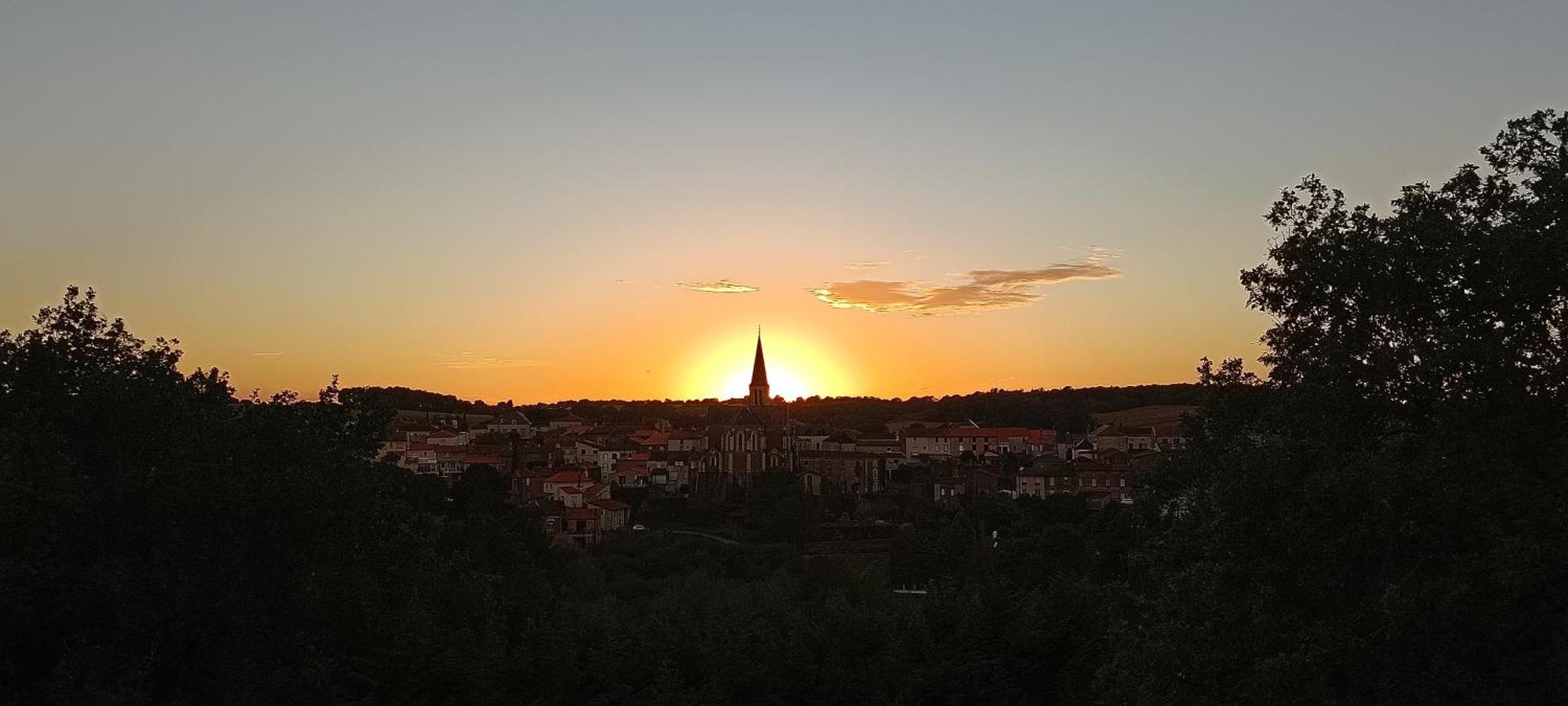 Gite De Charme Atypique Vue Panoramique Montrevault Екстериор снимка