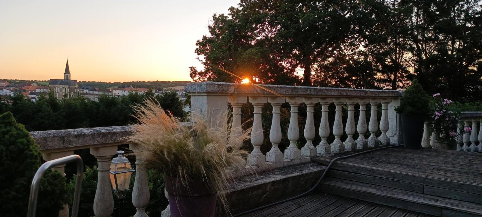 Gite De Charme Atypique Vue Panoramique Montrevault Екстериор снимка