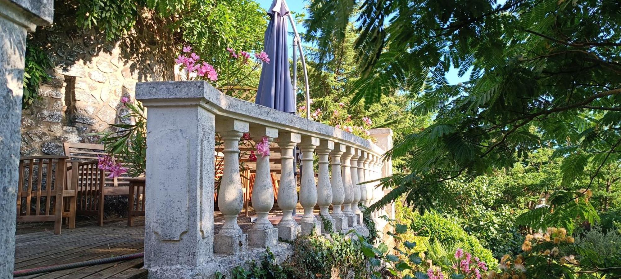 Gite De Charme Atypique Vue Panoramique Montrevault Екстериор снимка