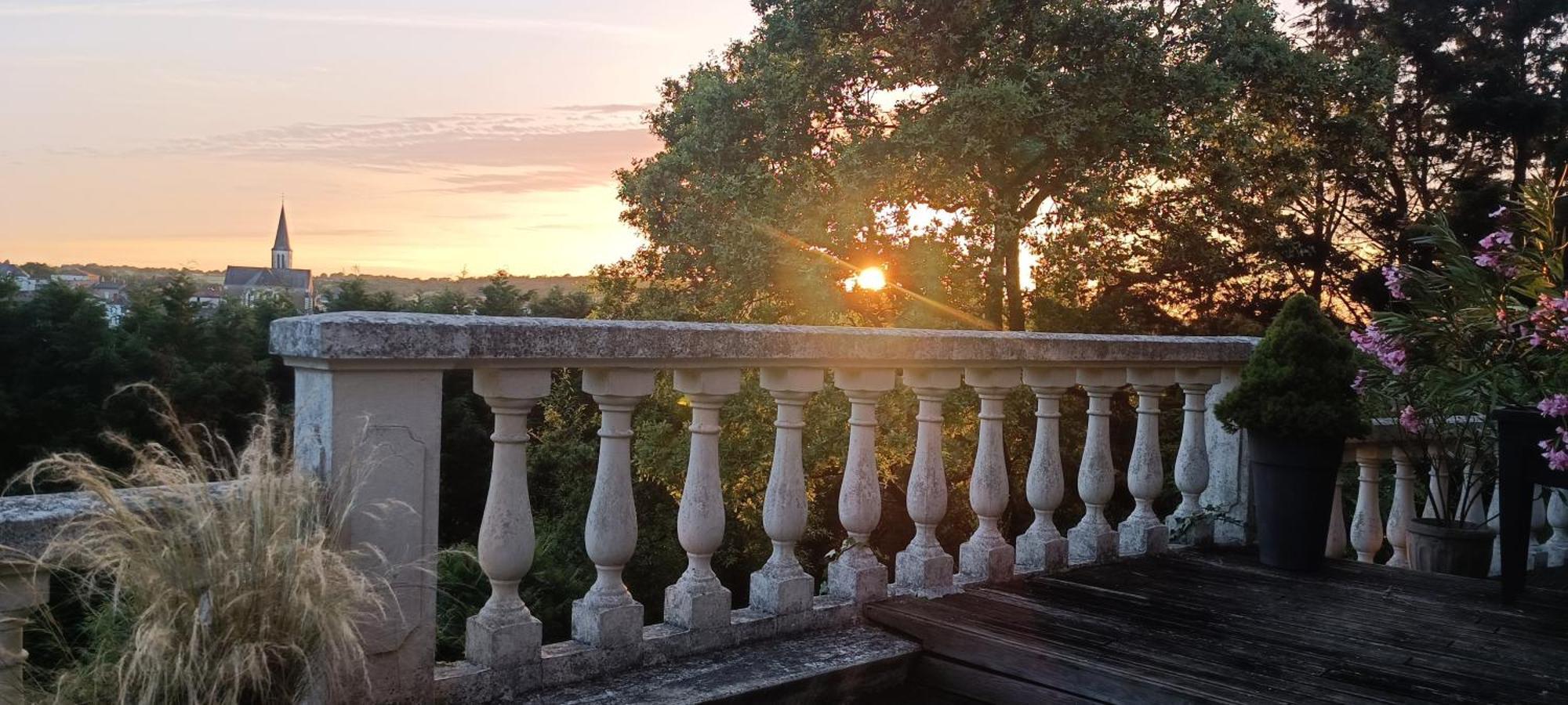 Gite De Charme Atypique Vue Panoramique Montrevault Екстериор снимка